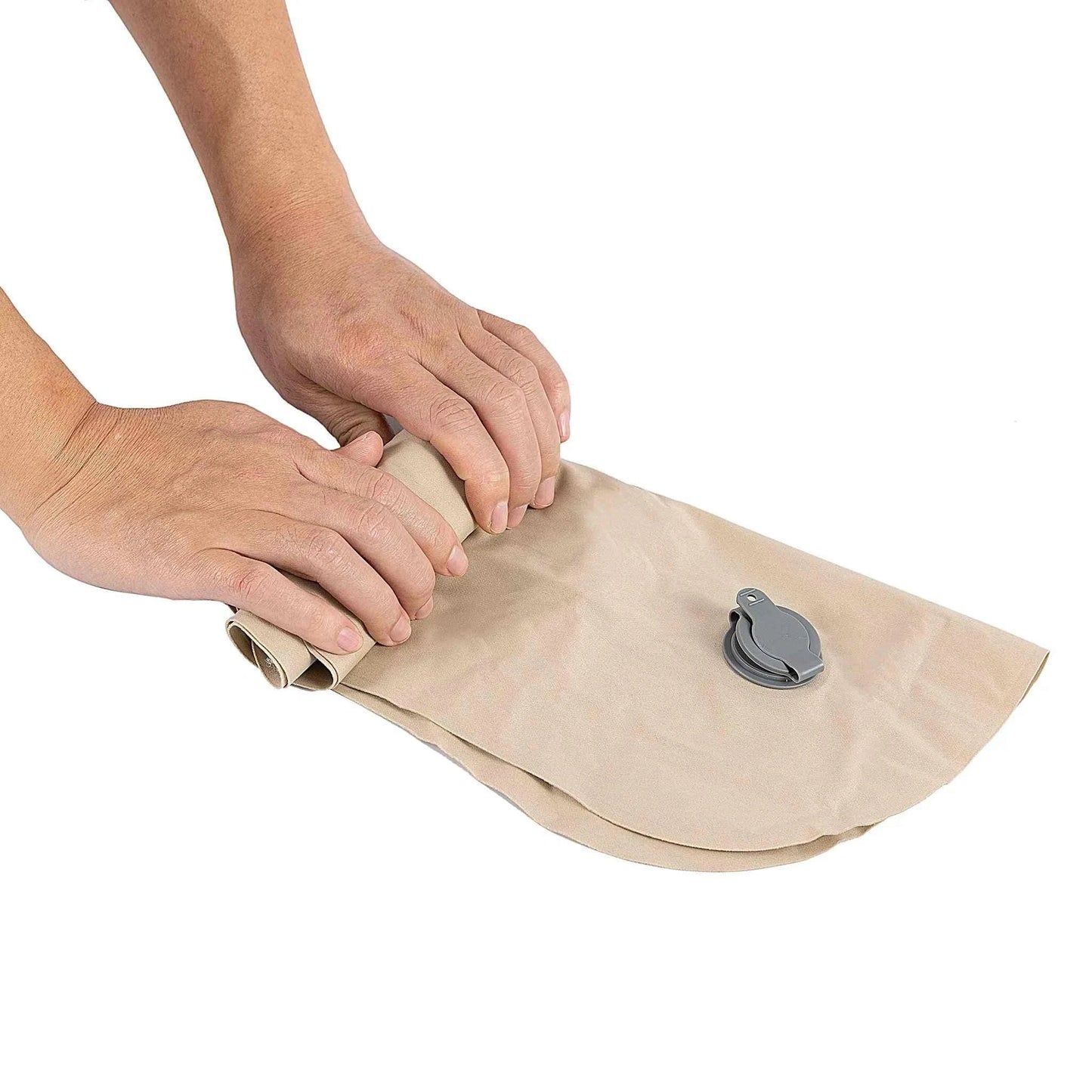 Compact inflatable pillow, ideal for festivals, measures 44 x 27 x 10 cm.