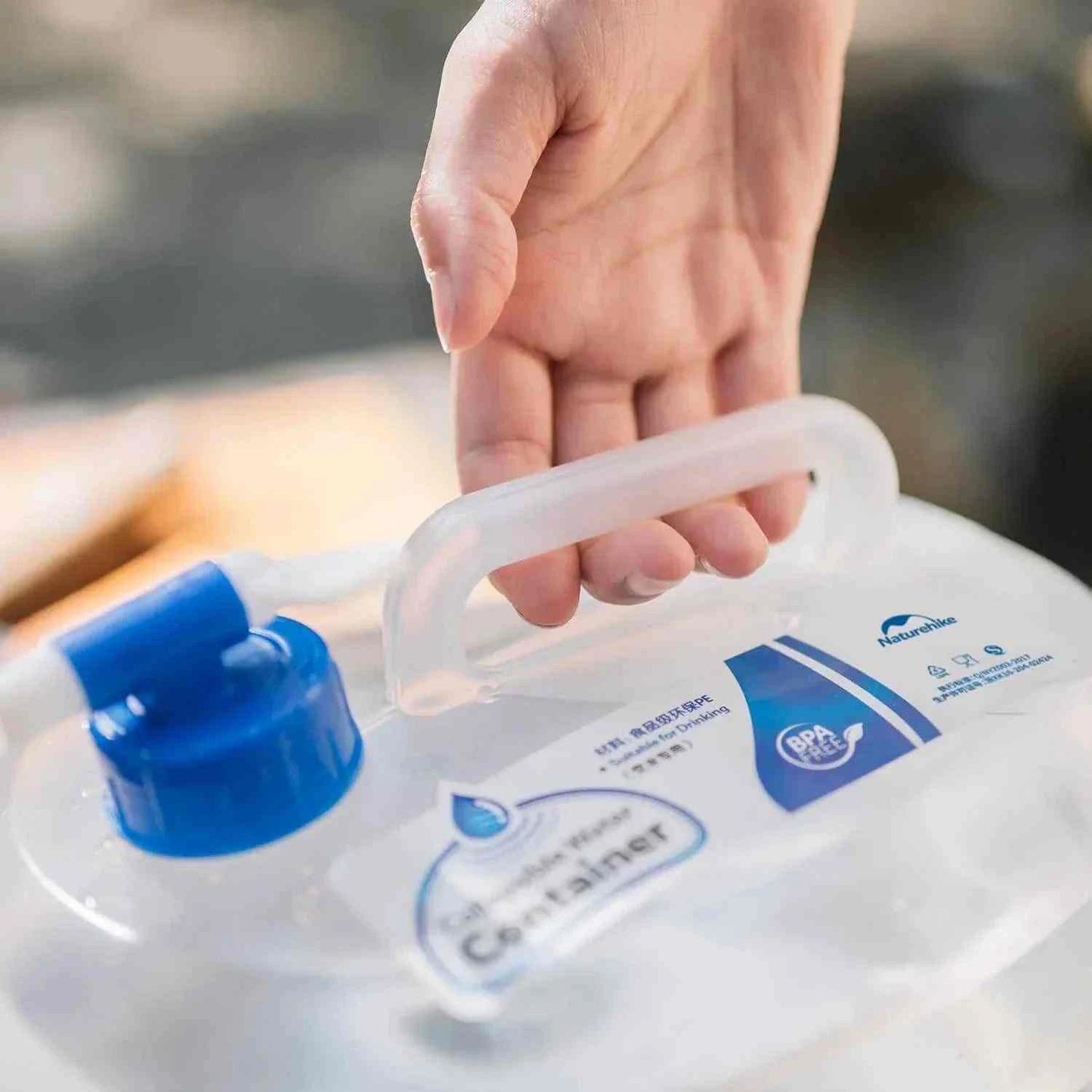 5-15 liter vanddunk med smart hane og foldbart design.